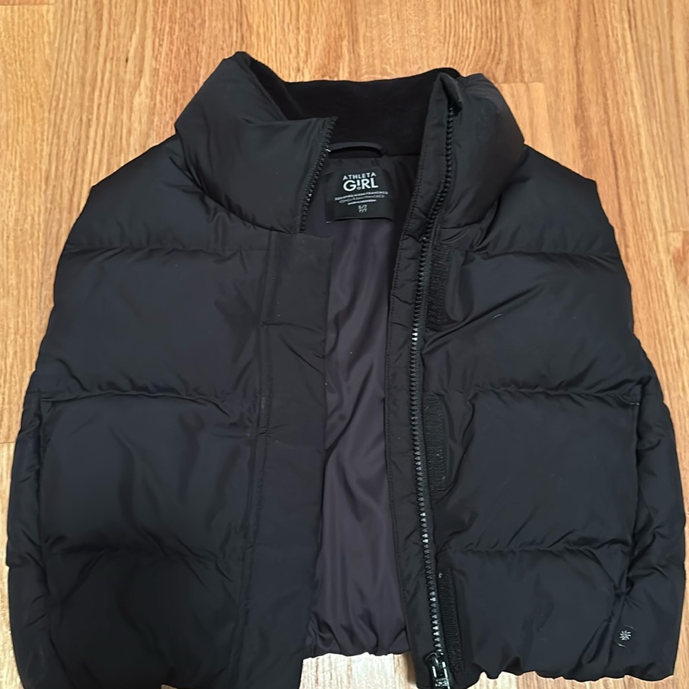 Athleta Girl Size 7 Puffer Vest